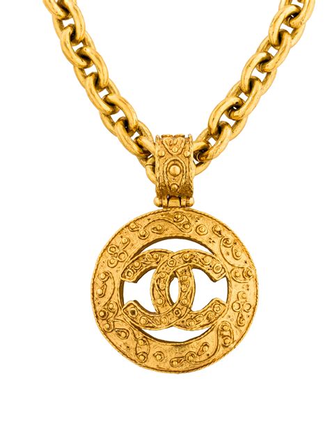 chanel jewelry frangest swing necklace|gold Chanel necklace.